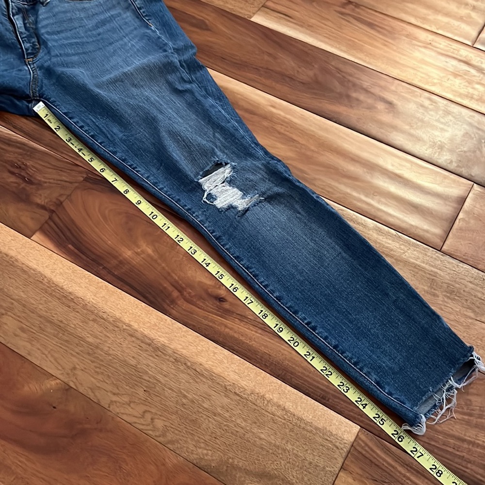 Universal Thread Destructed High Rise Skinny Jeans - Picture 7 of 8